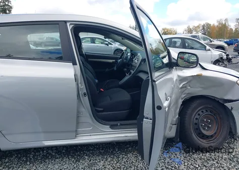 2013 Toyota Matrix из США, поврежденный, VIN 2T1KU4EE2DC058552